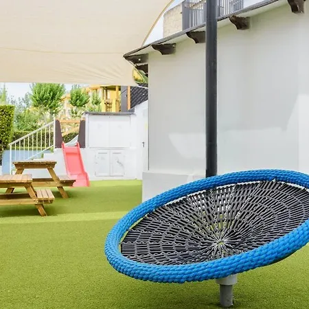 Palm Garden 알쿠디아 항구